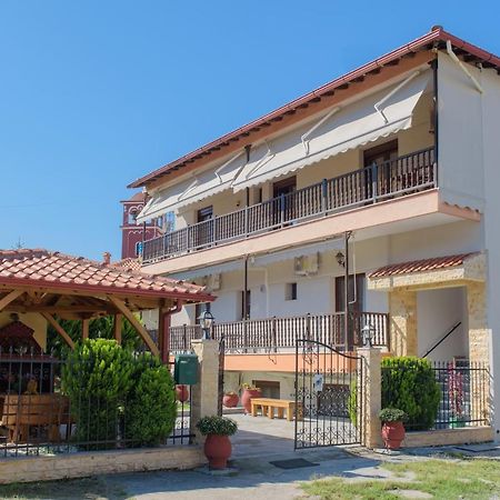 Villa Ourania 伊里斯斯 外观 照片